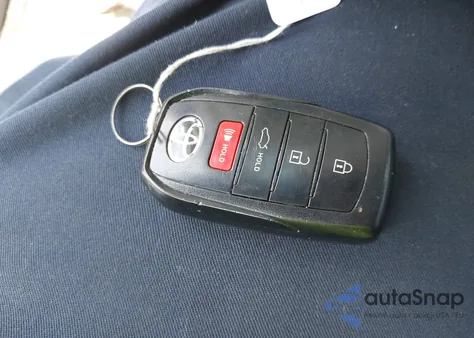 2023 Toyota Crown Xle z USA, uszkodzony, nr VIN JTDAAAAF7P3011144